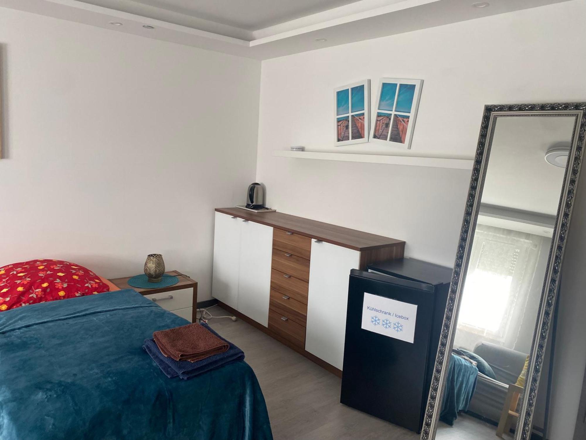 Ruhiges Zimmer Im Gasthaus Эссен Экстерьер фото